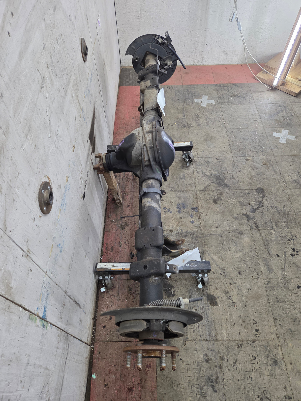 2009-2013 Chevrolet Silverado GMC Sierra 1500 Rear Axle GU5 3.73 Gear Ratio 8.6" Ring Gear