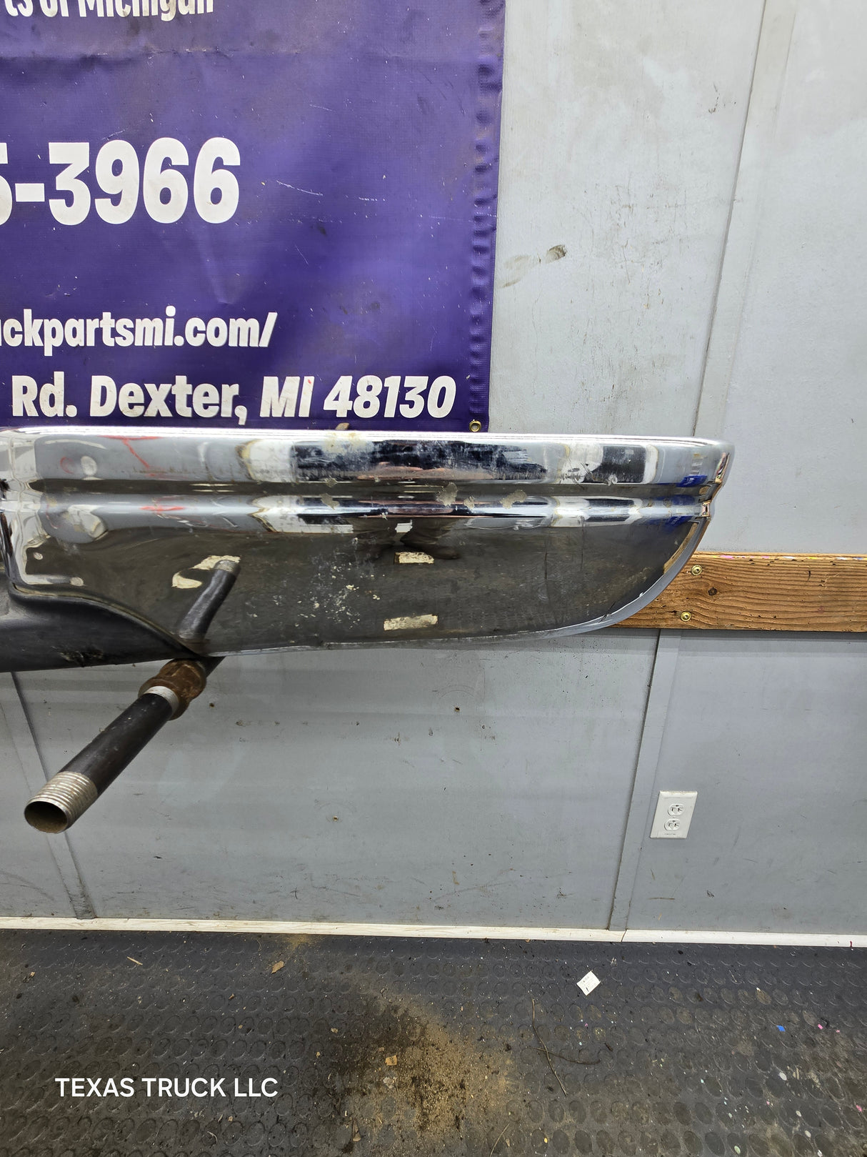 1999-2007 Ford Super Duty F250 F350 F450 F550 Rear Bumper