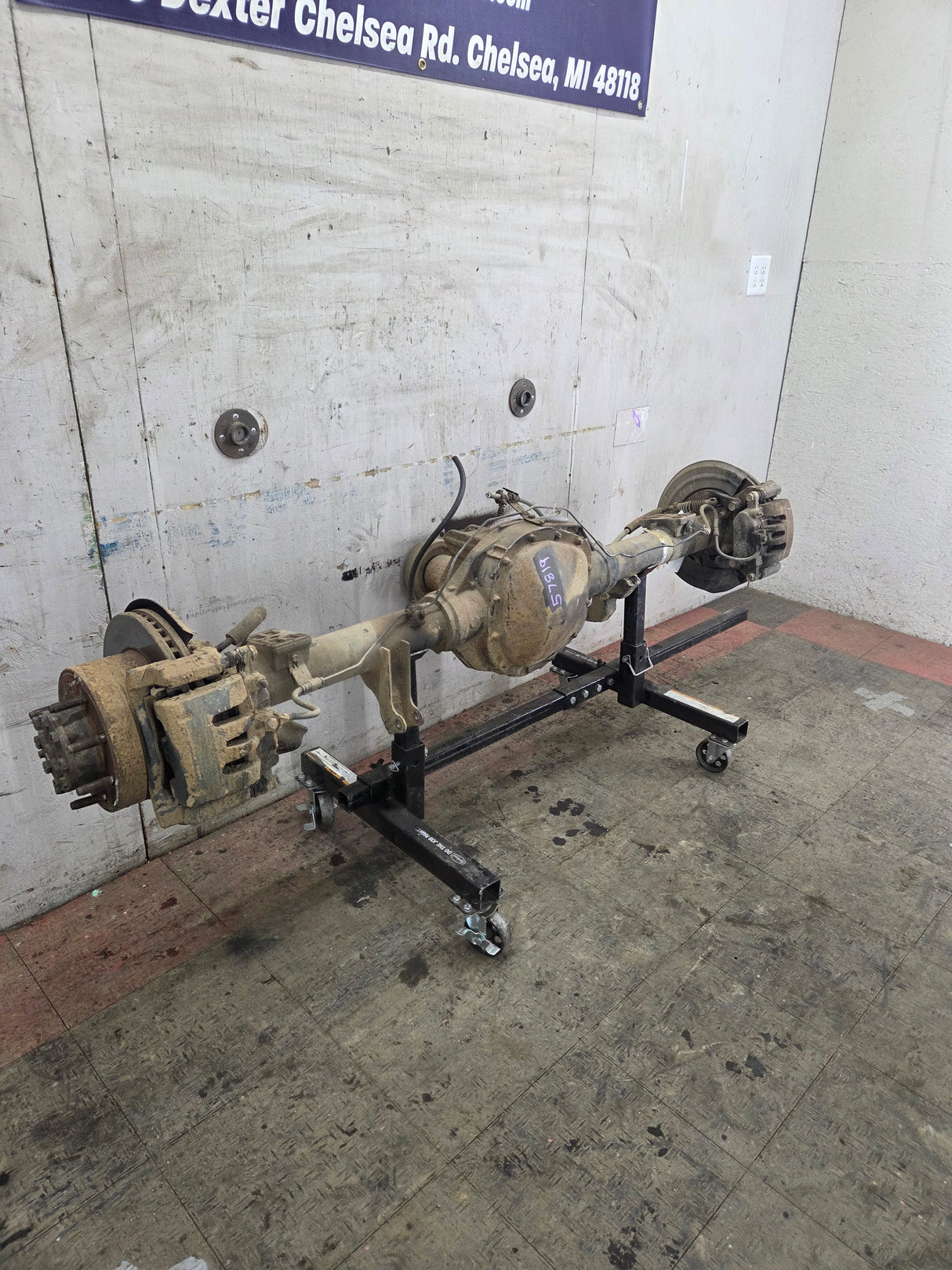 2008-2010 Ford Super Duty F250 F350 SRW Rear Axle Limited Slip 3.73 Gear Ratio