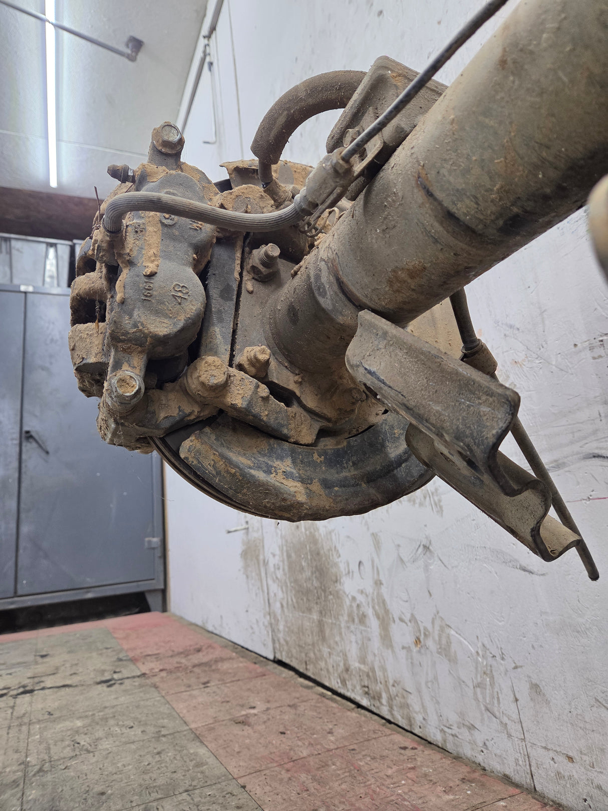 2008-2010 Ford Super Duty F250 F350 SRW Rear Axle Limited Slip 3.73 Gear Ratio