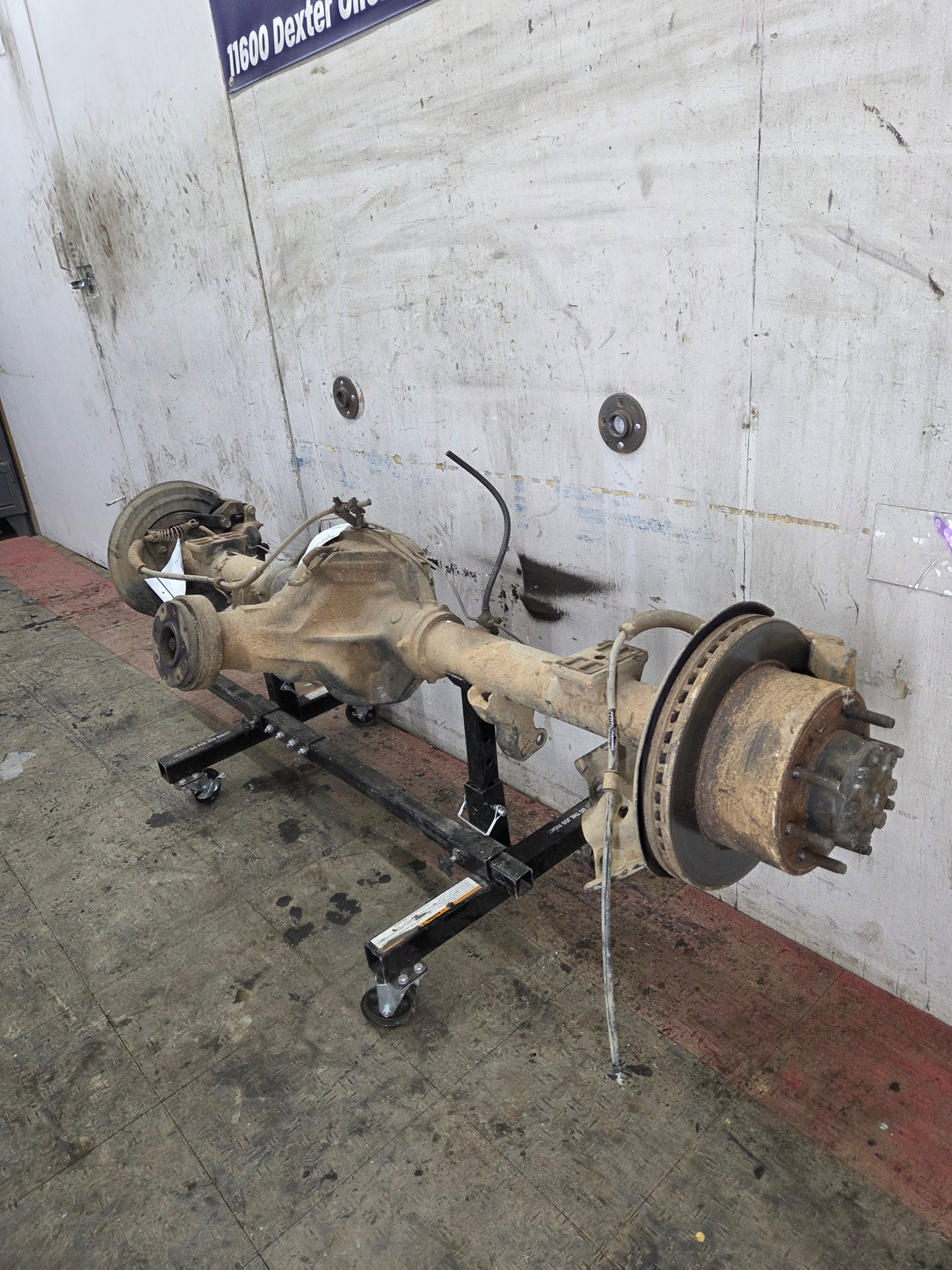 2008-2010 Ford Super Duty F250 F350 SRW Rear Axle Limited Slip 3.73 Gear Ratio
