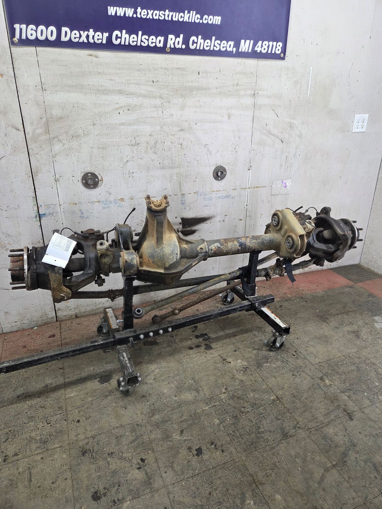 2005-2010 Ford Super Duty F250 F350 FRONT Axle 3.73 SRW 428K miles