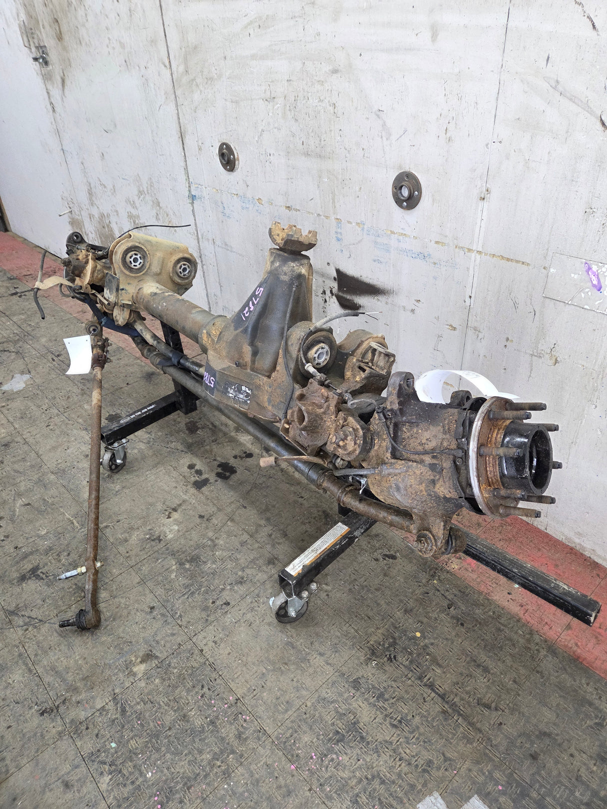 2005-2010 Ford Super Duty F250 F350 FRONT Axle 3.73 SRW 428K miles