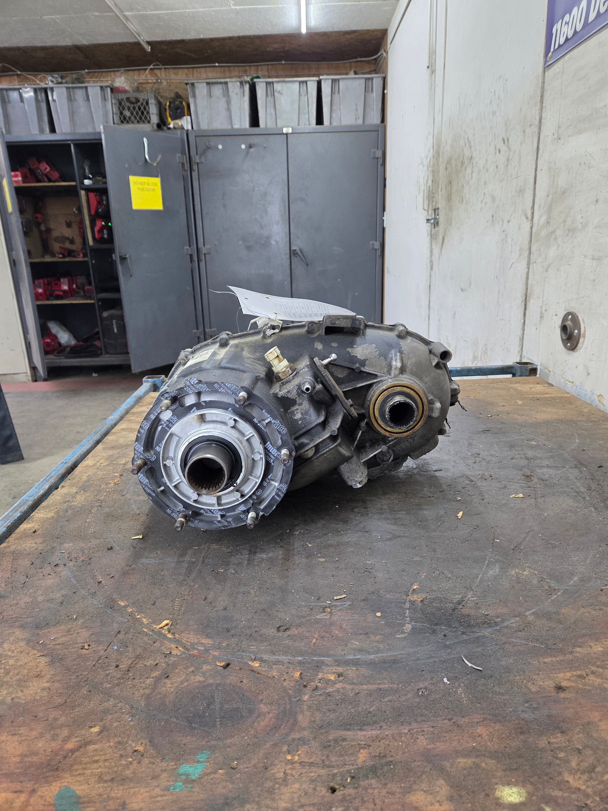 2008 Chevrolet Silverado GMC Sierra 2500HD 3500HD Floor Shift TRANSFER CASE 6L-90