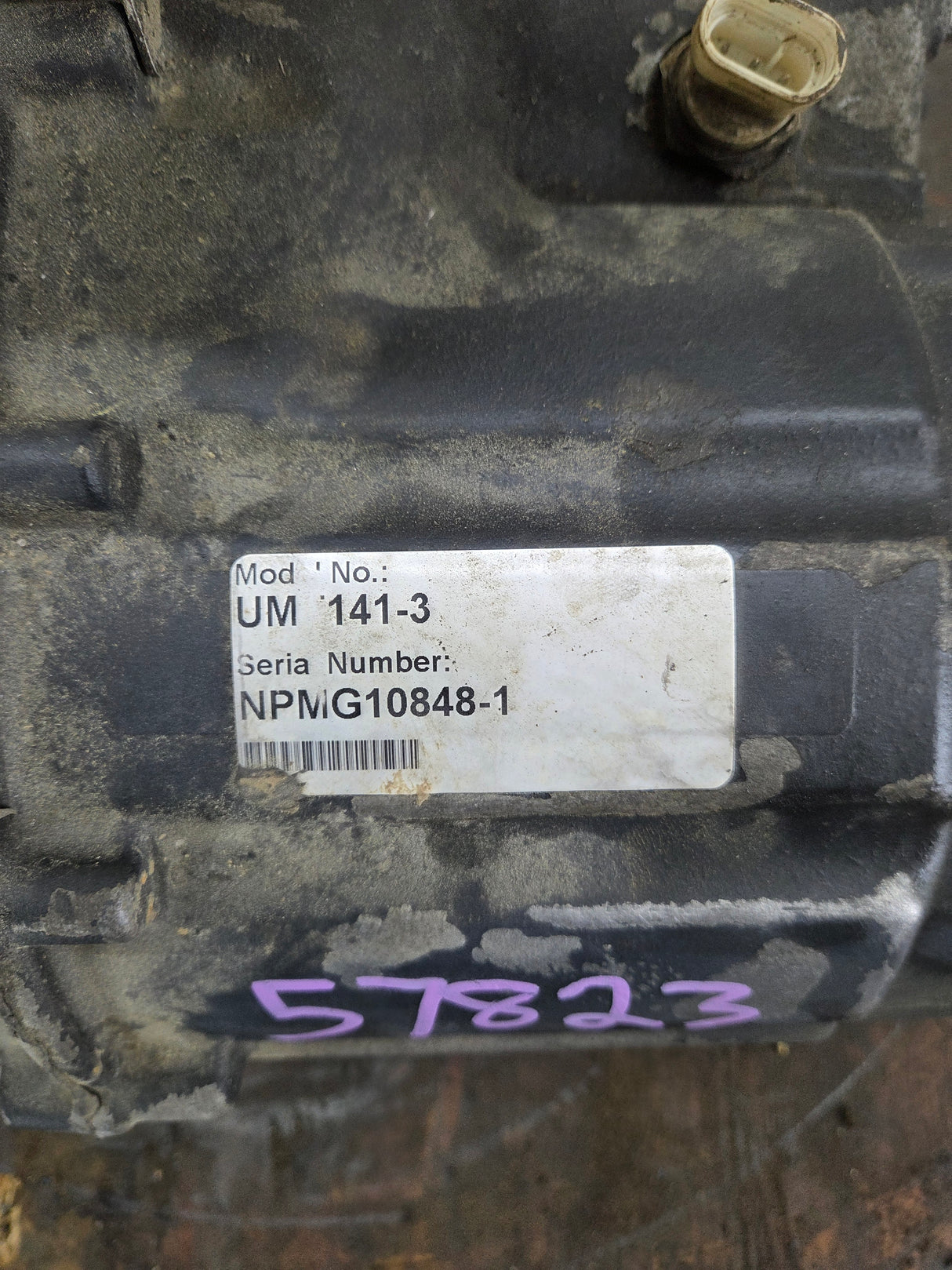 2008 Chevrolet Silverado GMC Sierra 2500HD 3500HD Floor Shift TRANSFER CASE 6L-90