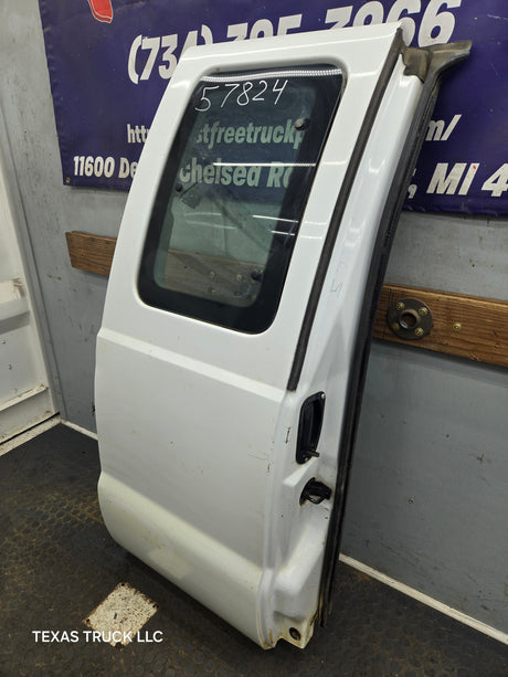 1999-2007 Ford Super Duty F250 F350 F450 F550 RH Extended Cab Passenger Rear Door