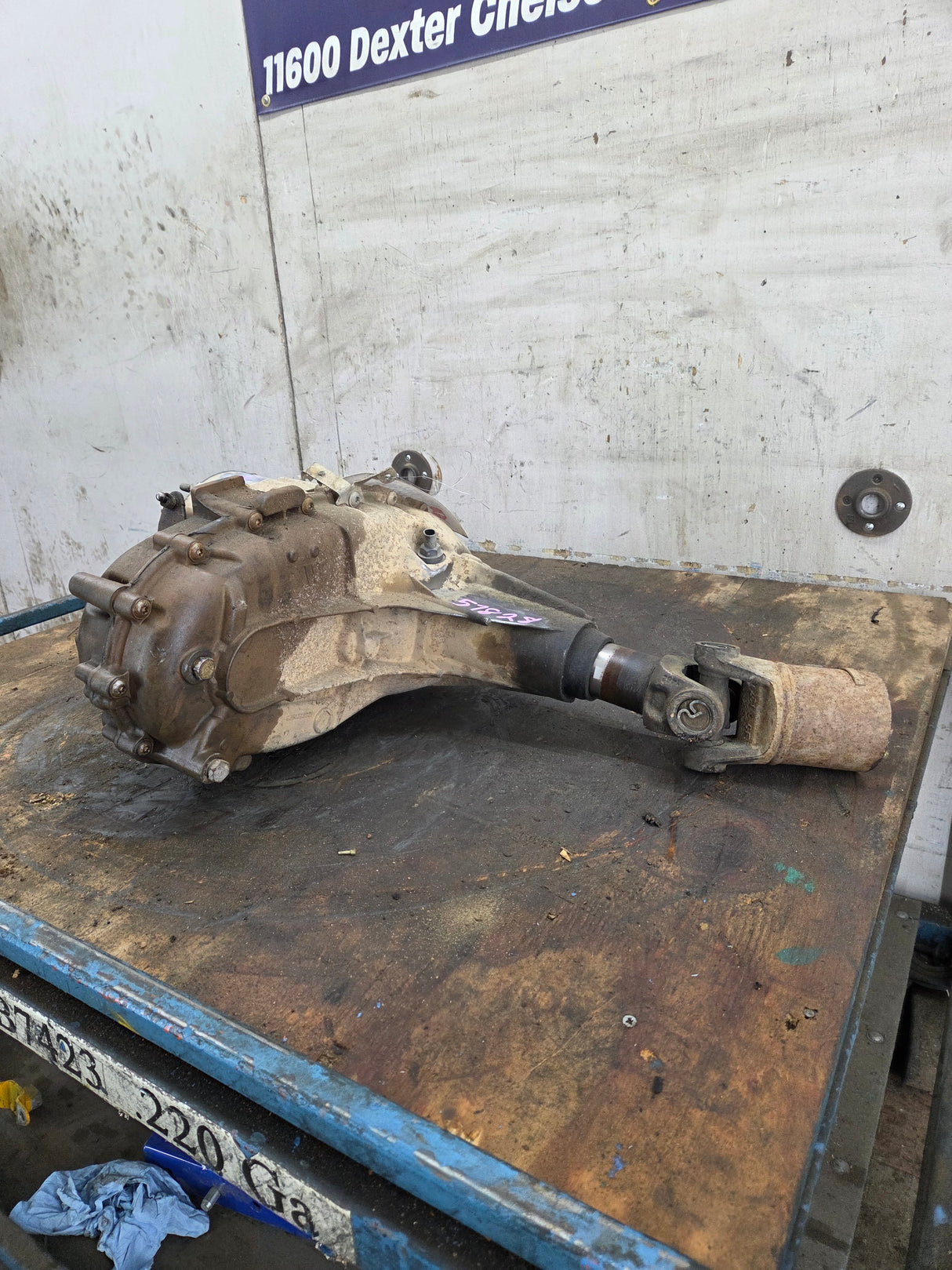 2008 Chevrolet Silverado GMC Sierra 2500HD 3500HD Floor Shift TRANSFER CASE 6L-90