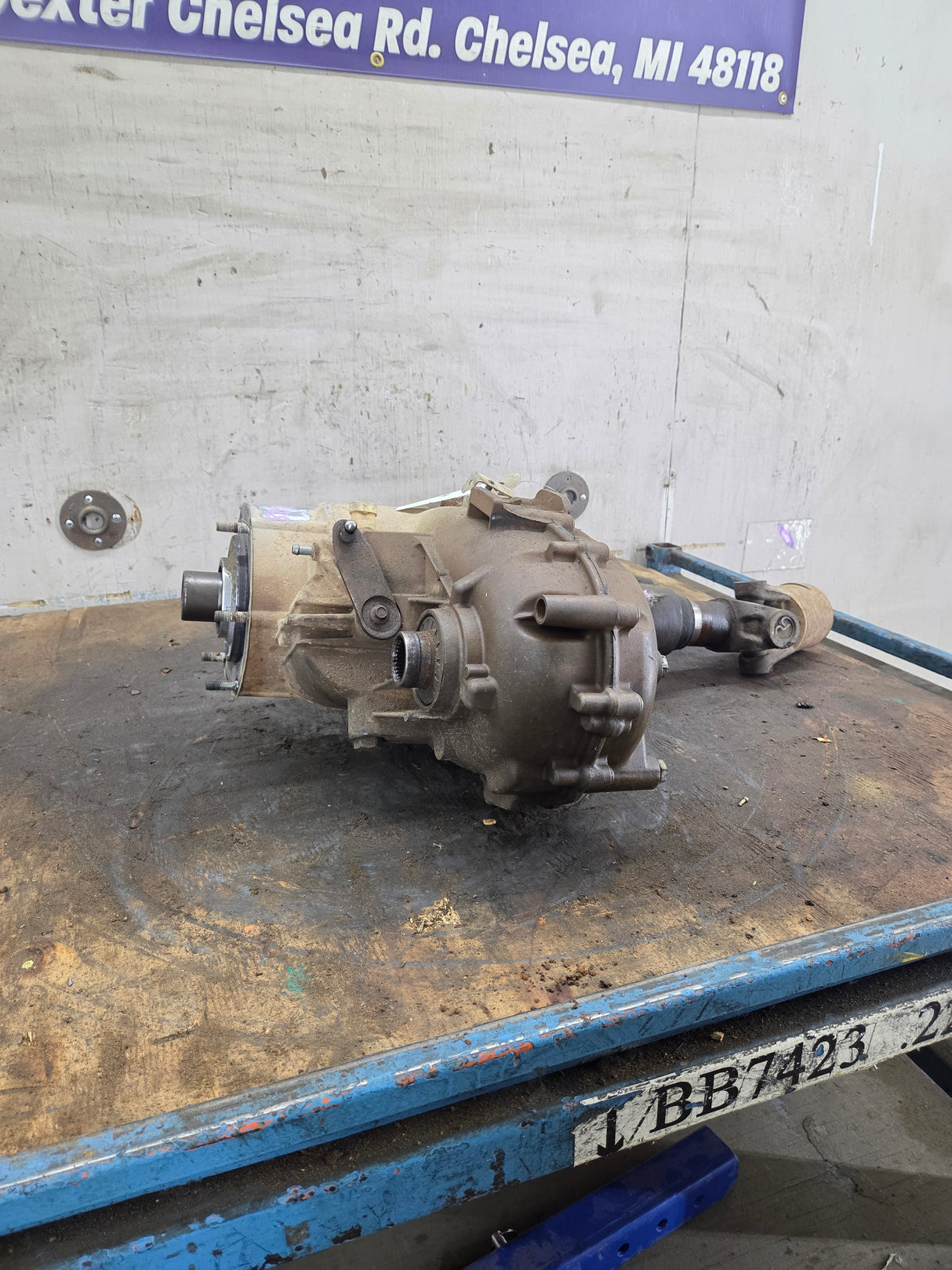 2008 Chevrolet Silverado GMC Sierra 2500HD 3500HD Floor Shift TRANSFER CASE 6L-90