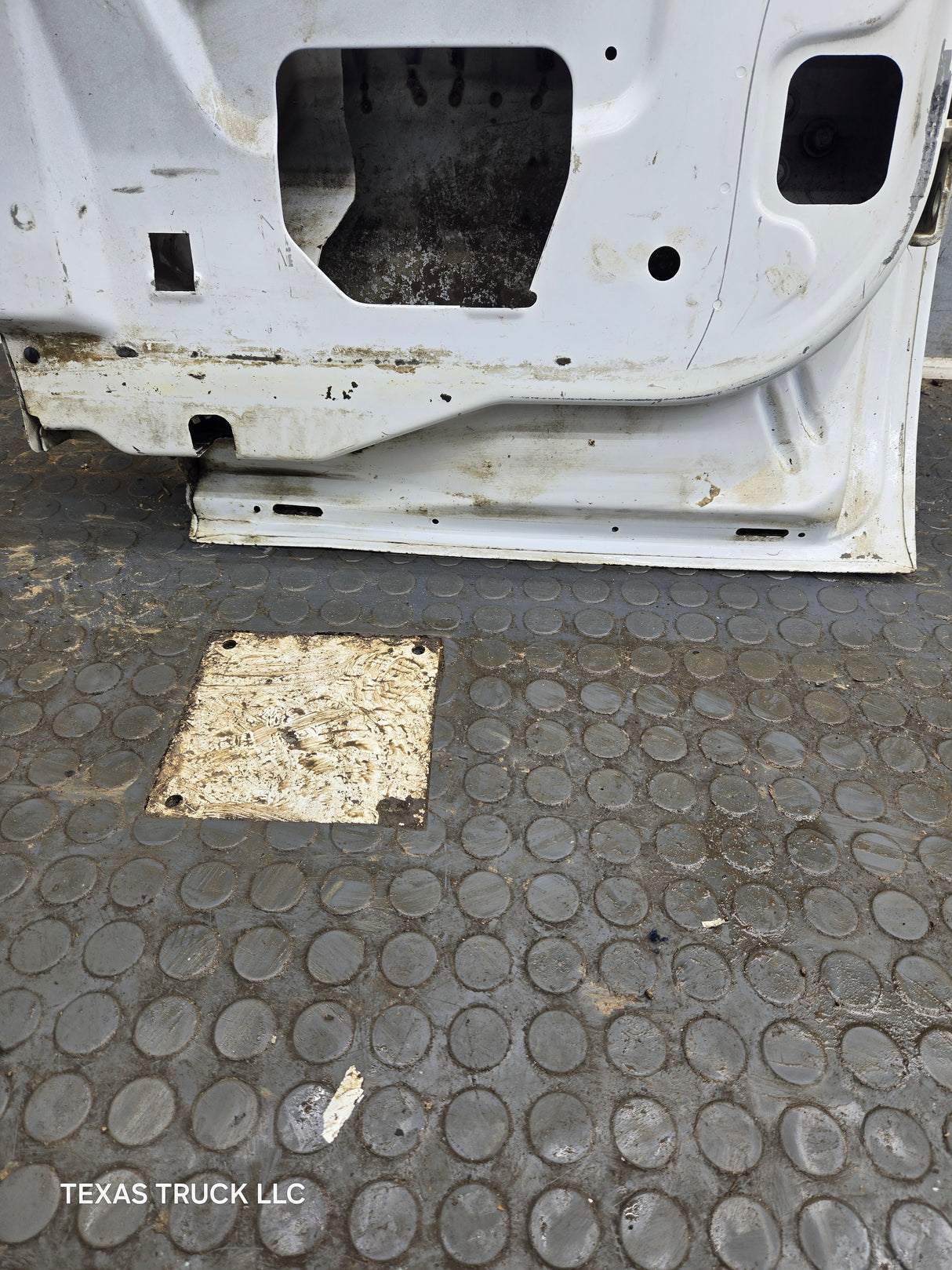 1999-2007 Ford Super Duty F250 F350 F450 F550 RH Extended Cab Passenger Rear Door