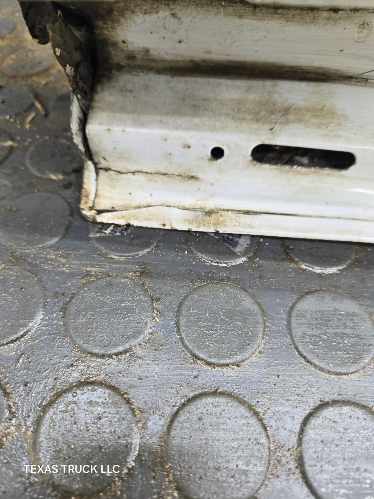 1999-2007 Ford Super Duty F250 F350 F450 F550 RH Extended Cab Passenger Rear Door