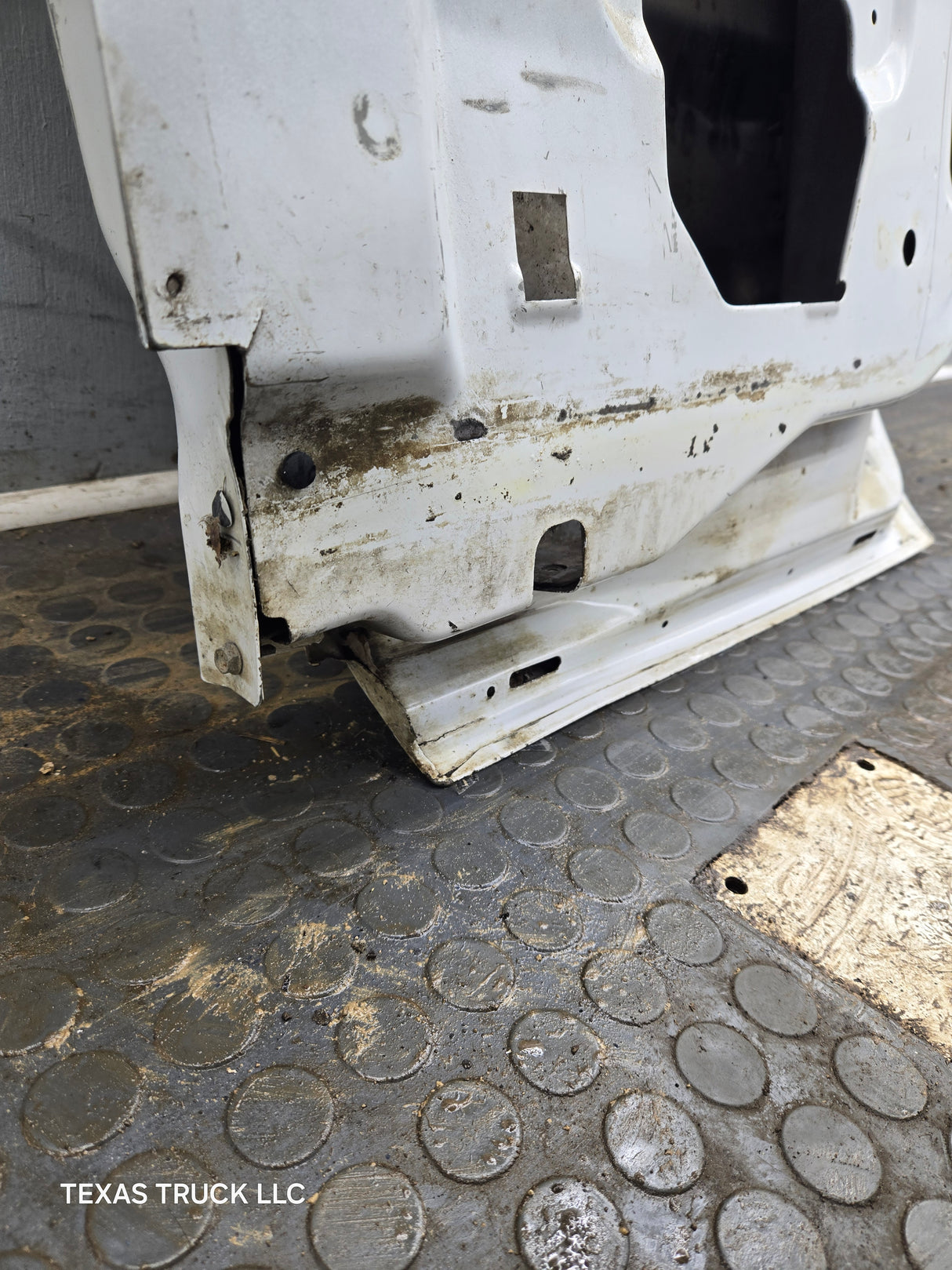 1999-2007 Ford Super Duty F250 F350 F450 F550 RH Extended Cab Passenger Rear Door