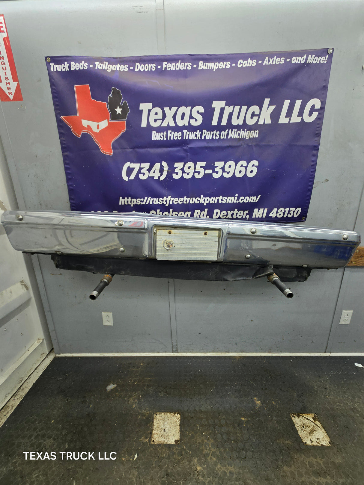 1983-1991 Chevrolet Silverado / GMC Sierra Square Body Front Bumper W/O Impact Strip