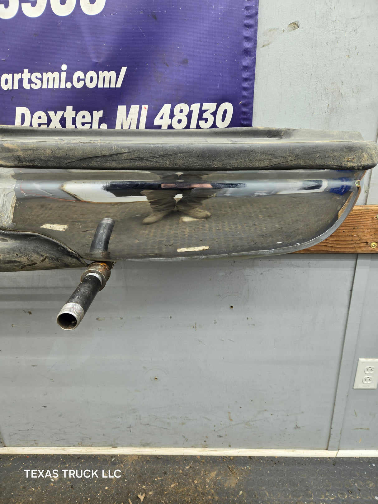1999-2007 Ford Super Duty F250 F350 F450 F550 Rear Bumper