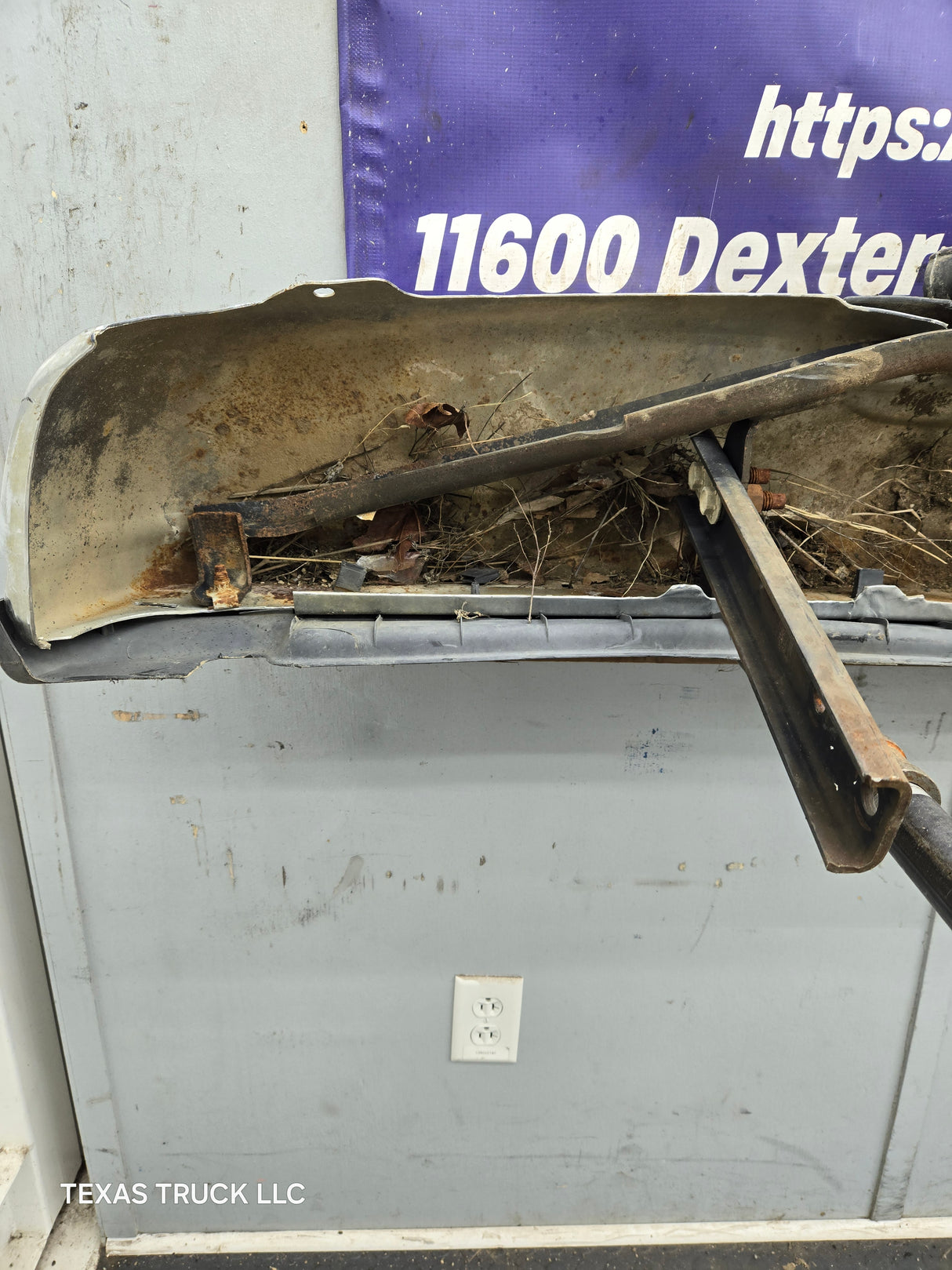 1999-2007 Ford Super Duty F250 F350 F450 F550 Rear Bumper