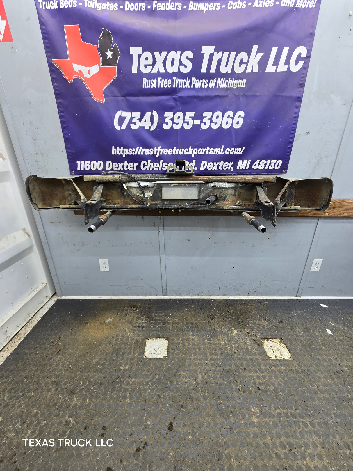 1999-2007 Chevrolet Silverado / GMC Sierra 1500 Rear Bumper