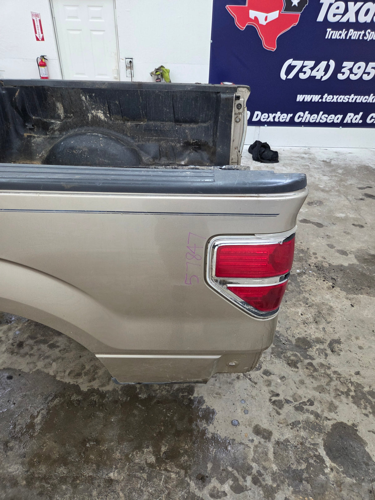 2009-2014 Ford F150 5' 6" Short Truck Bed