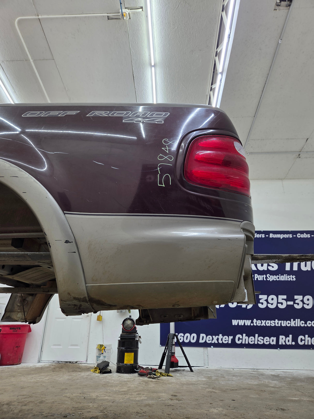 1997-2003 Ford F150 5' 6" Short Truck Bed