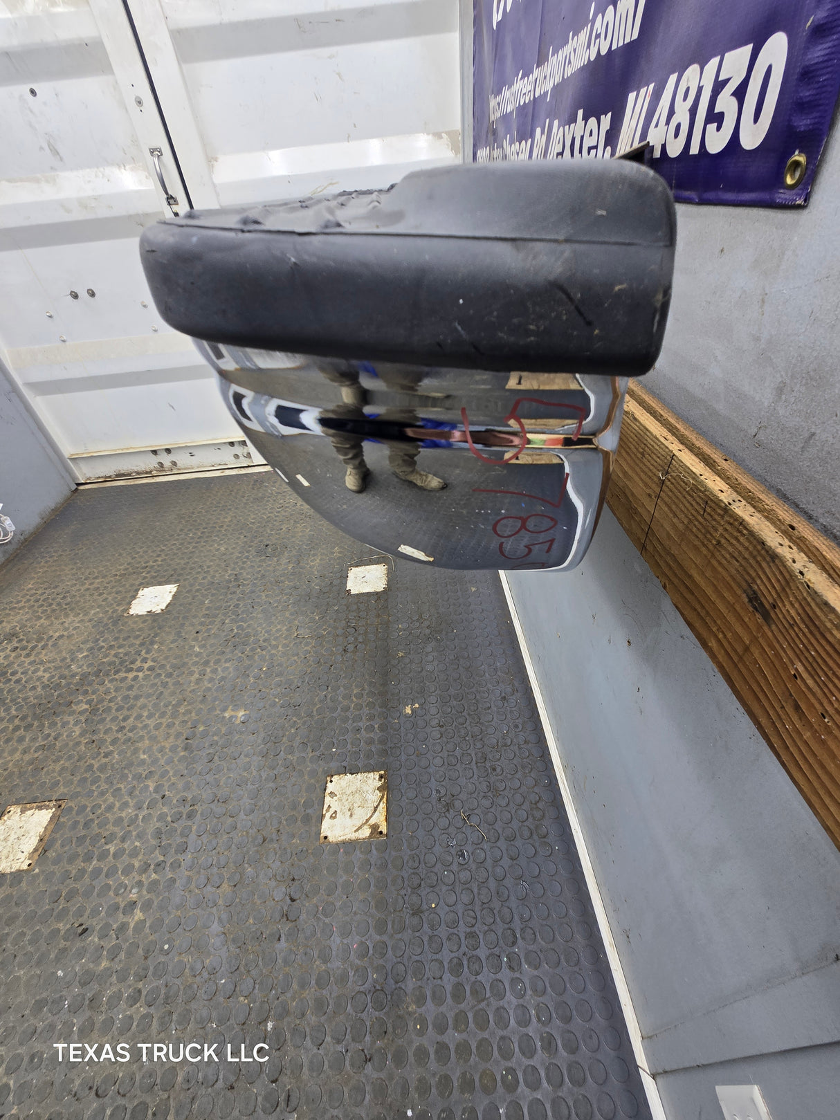 1999-2007 Ford Super Duty F250 F350 F450 F550 Rear Bumper