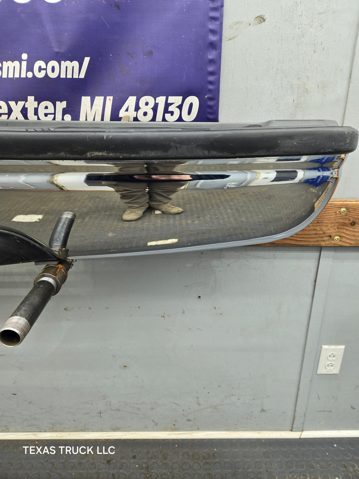 1999-2007 Ford Super Duty F250 F350 F450 F550 Rear Bumper