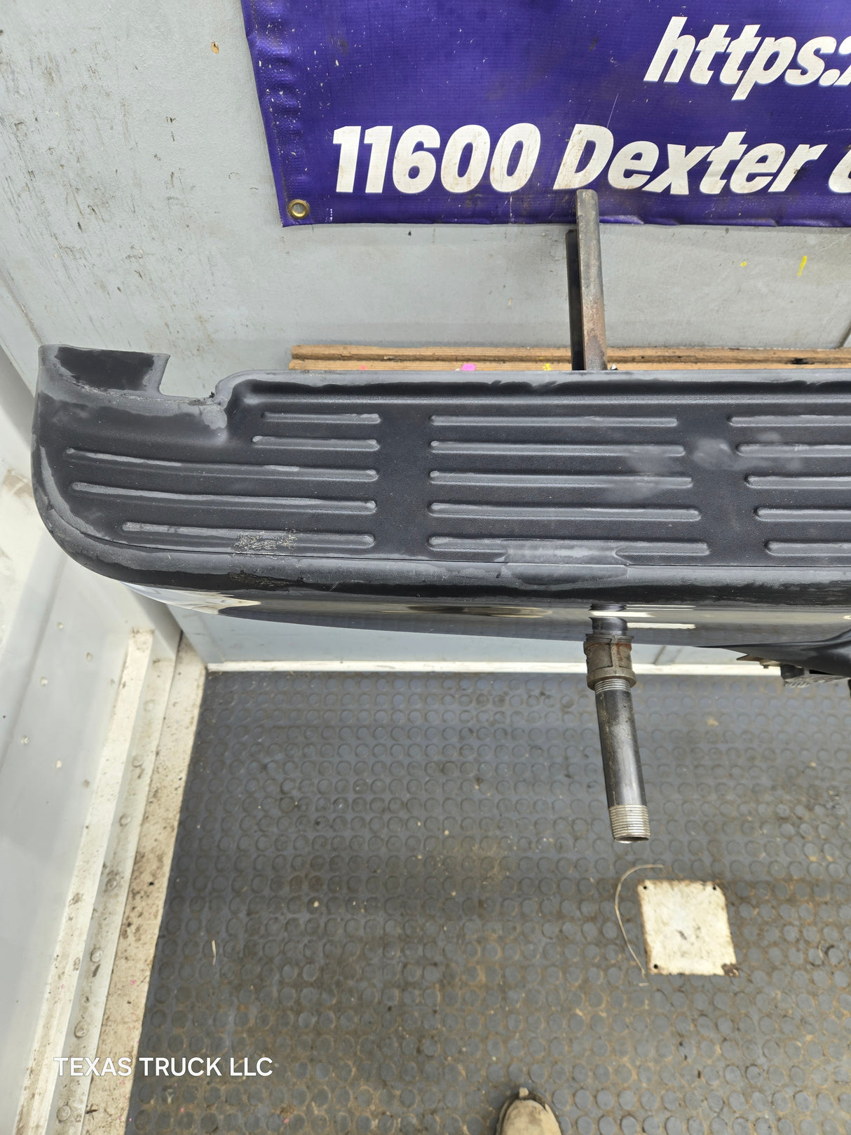 1999-2007 Ford Super Duty F250 F350 F450 F550 Rear Bumper