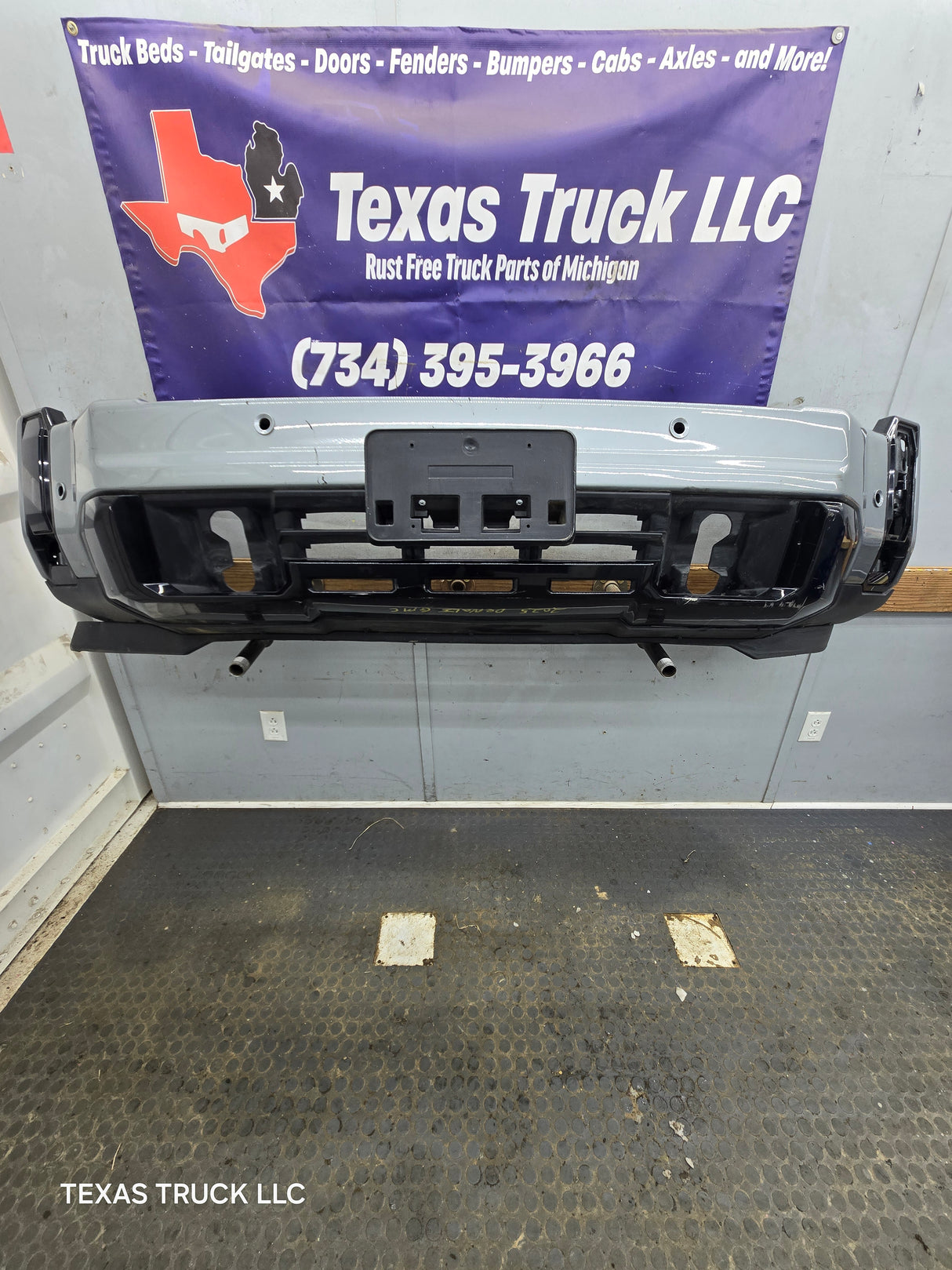 2024-2026 GMC Sierra 2500HD 3500HD Front Bumper - Painted