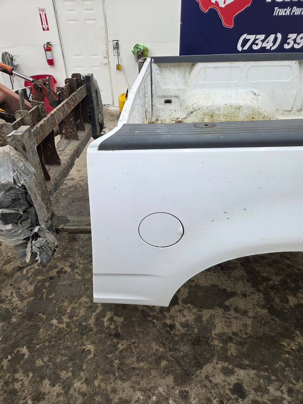 1997-2003 Ford F150 5' 6" Short Truck Bed