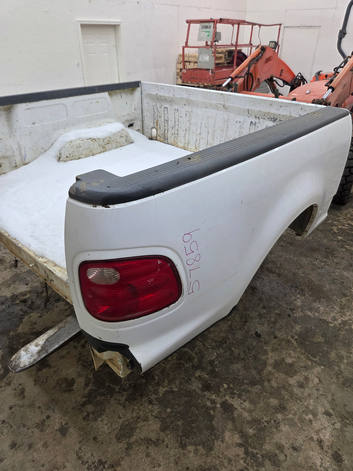 1997-2003 Ford F150 5' 6" Short Truck Bed