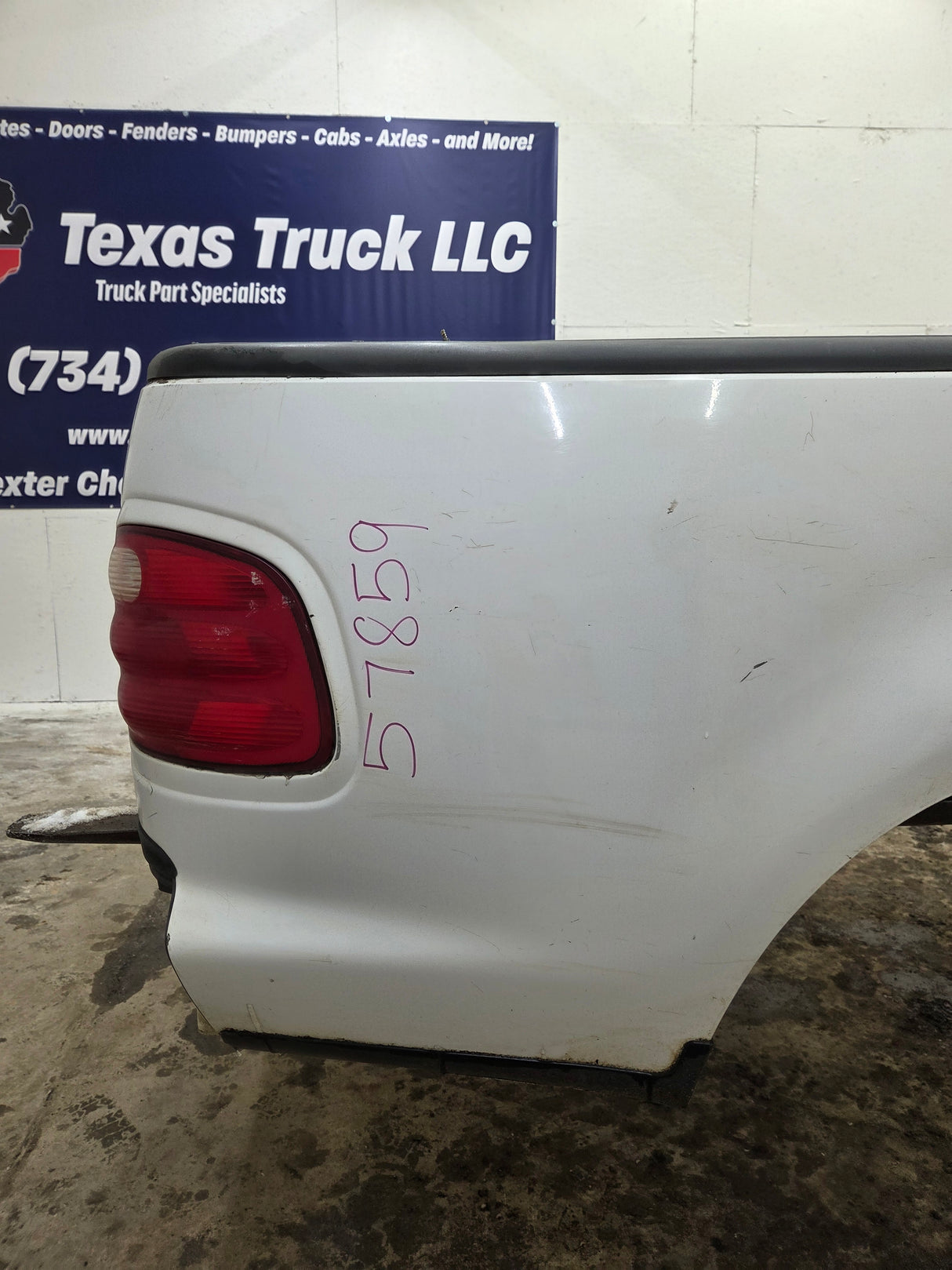 1997-2003 Ford F150 5' 6" Short Truck Bed