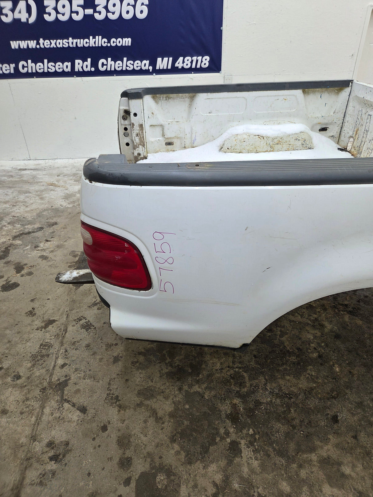 1997-2003 Ford F150 5' 6" Short Truck Bed