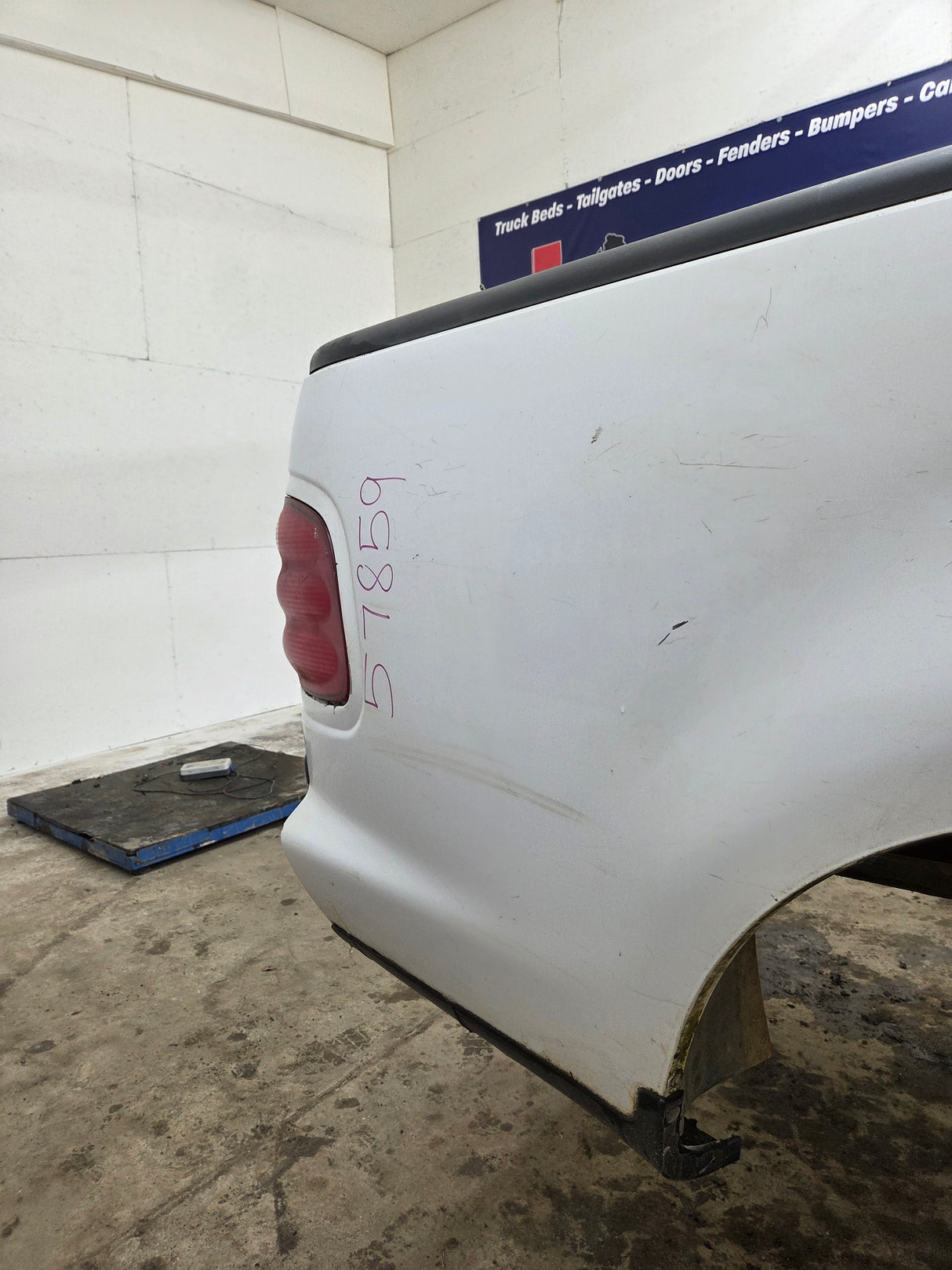 1997-2003 Ford F150 5' 6" Short Truck Bed
