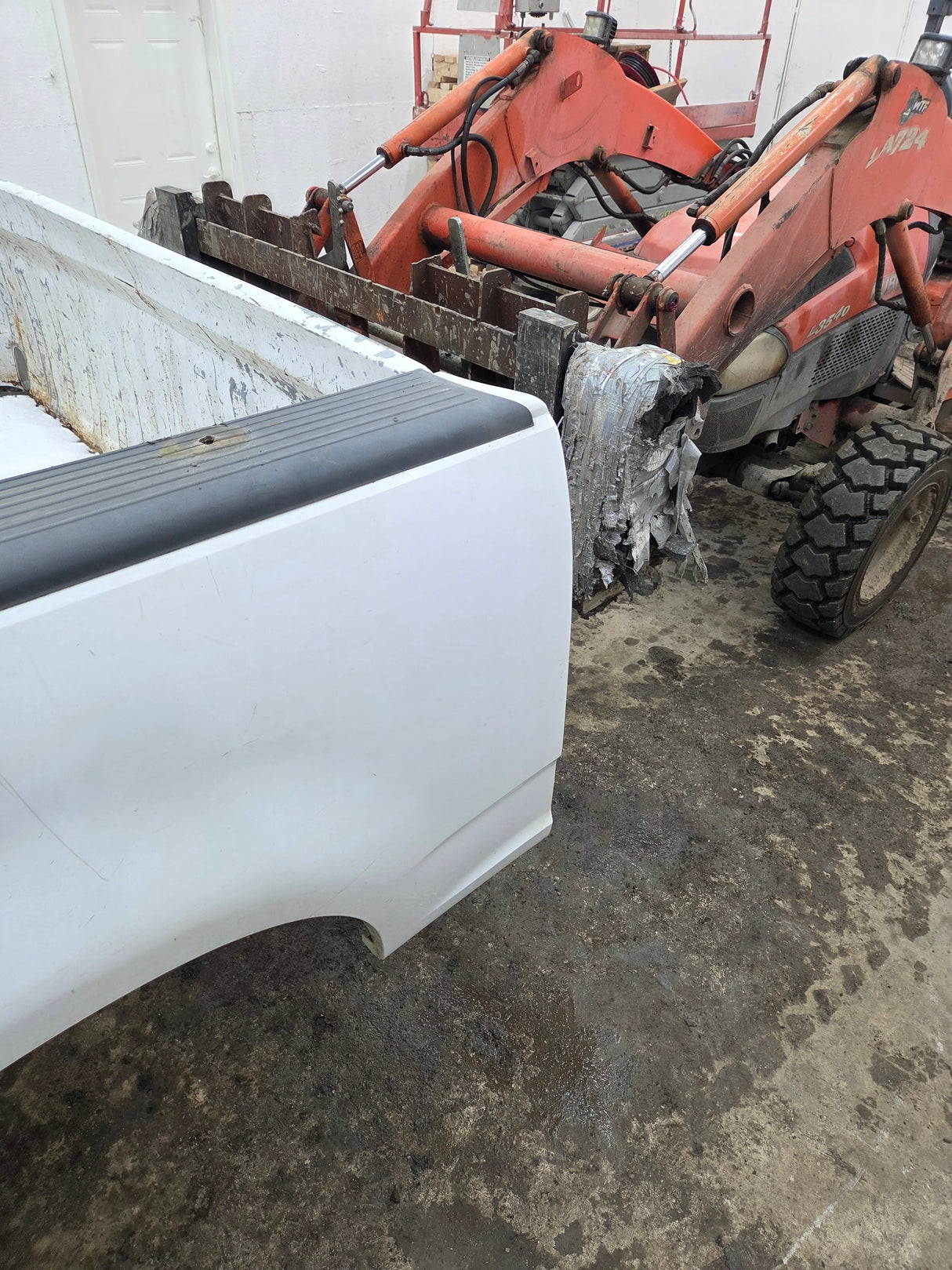 1997-2003 Ford F150 5' 6" Short Truck Bed
