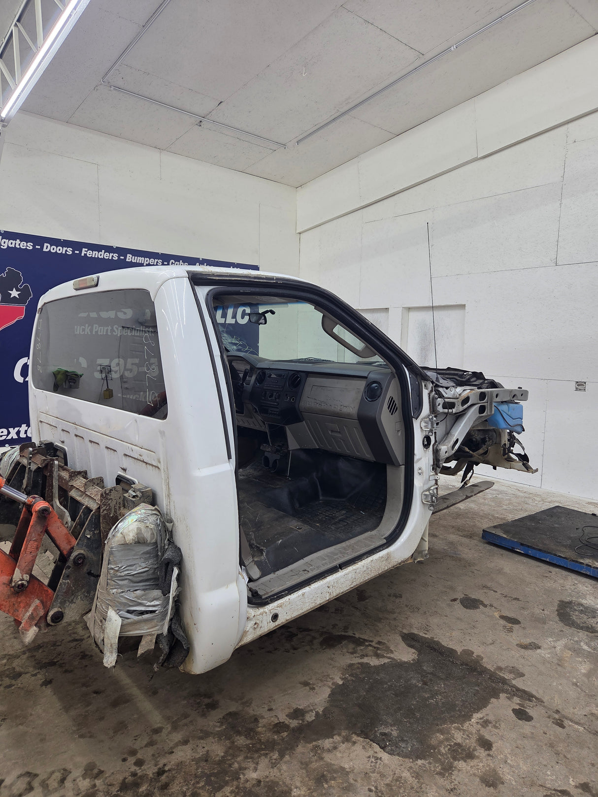 2008-2010 Ford Super Duty F250 F350 F450 F550 Regular Cab 2 door