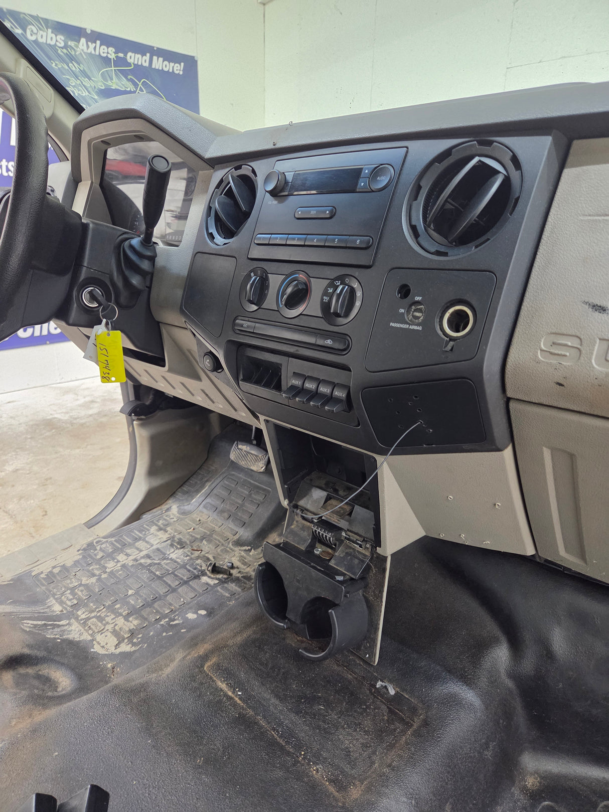 2008-2010 Ford Super Duty F250 F350 F450 F550 Regular Cab 2 door