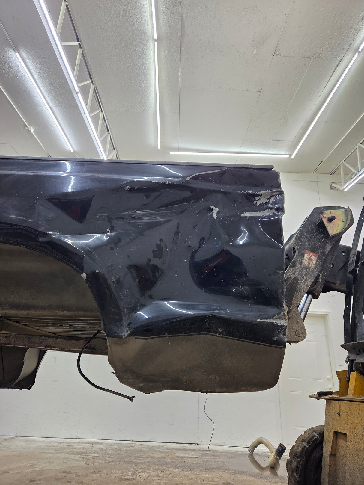 1999-2010 Ford Super Duty F250 F350 6' 9" Short Truck Bed