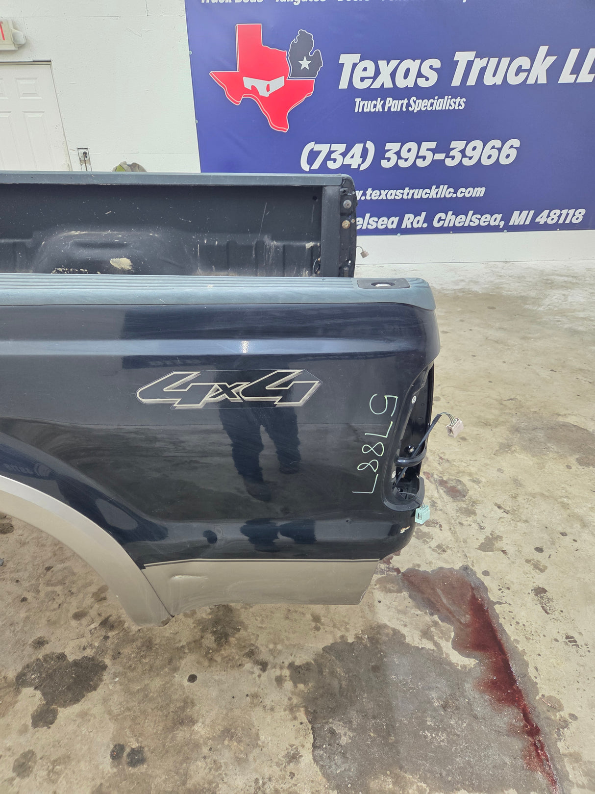 1999-2010 Ford Super Duty F250 F350 6' 9" Short Truck Bed