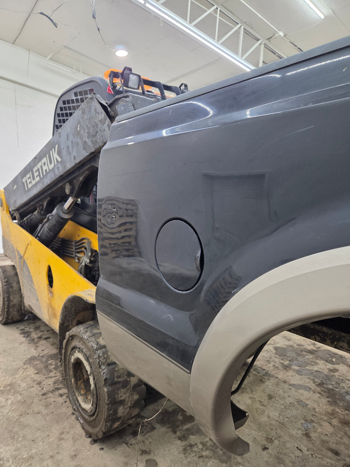 1999-2010 Ford Super Duty F250 F350 6' 9" Short Truck Bed