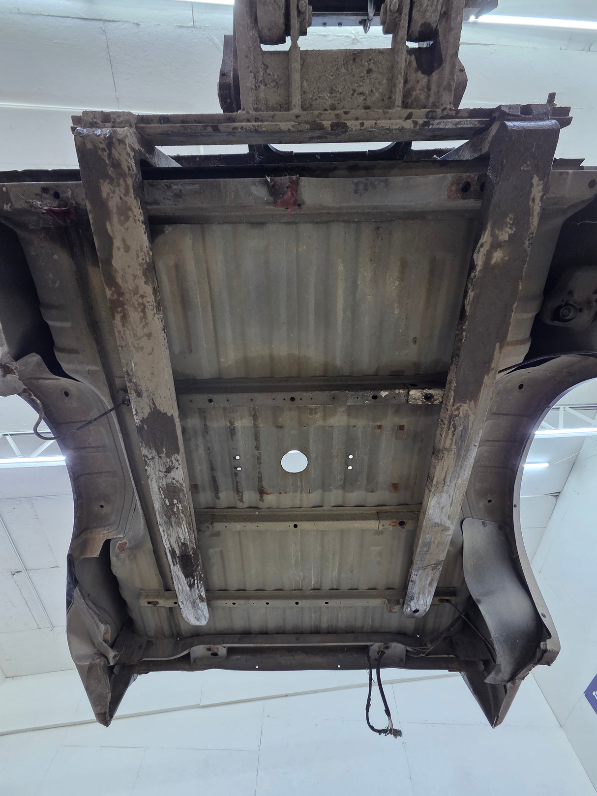 1999-2010 Ford Super Duty F250 F350 6' 9" Short Truck Bed