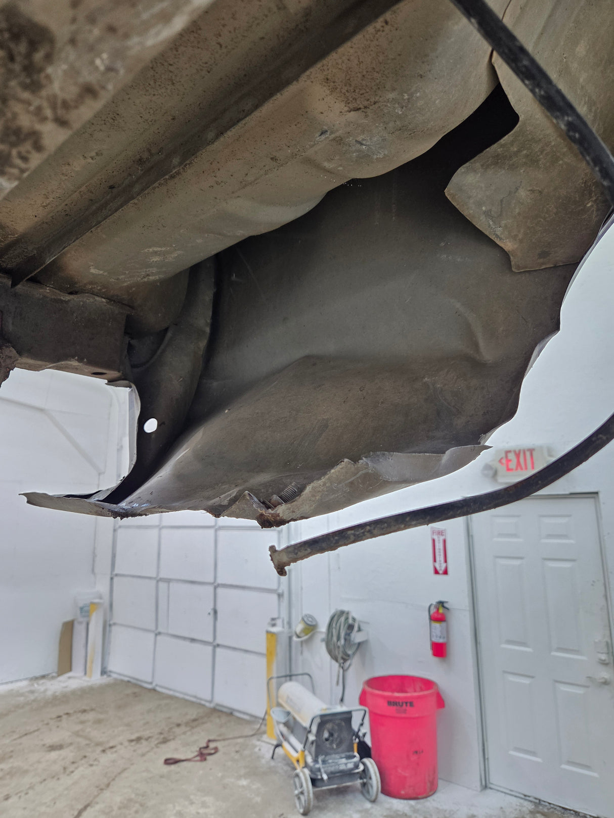 1999-2010 Ford Super Duty F250 F350 6' 9" Short Truck Bed