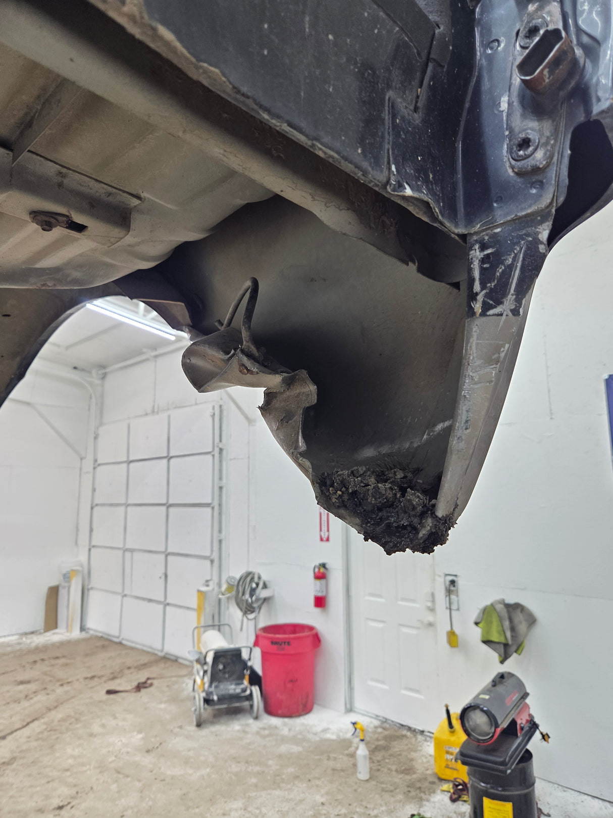1999-2010 Ford Super Duty F250 F350 6' 9" Short Truck Bed