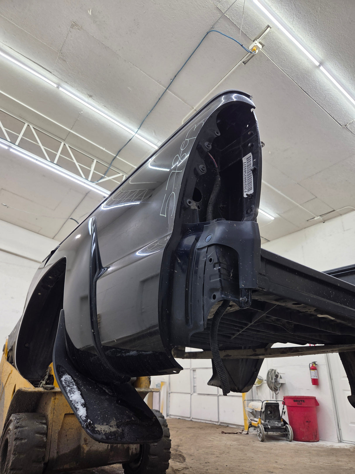 2005-2015 Toyota Tacoma 6' Long Truck Bed With Fender Flare