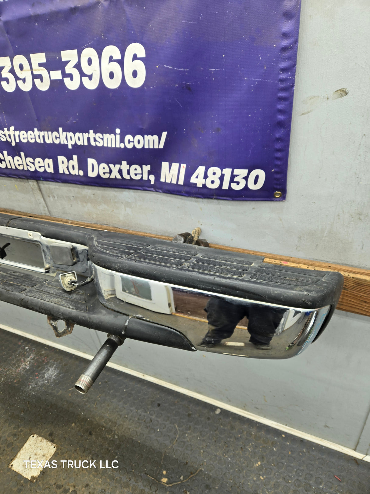 1999-2007 Chevrolet Silverado / GMC Sierra 1500 Rear Bumper