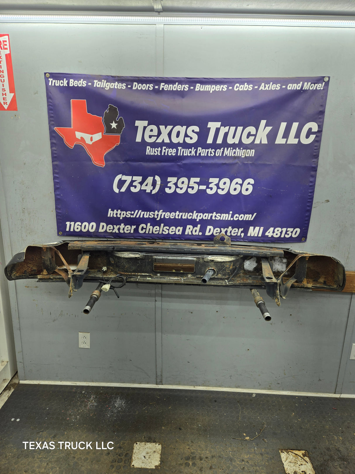 1999-2007 Chevrolet Silverado / GMC Sierra 1500 Rear Bumper