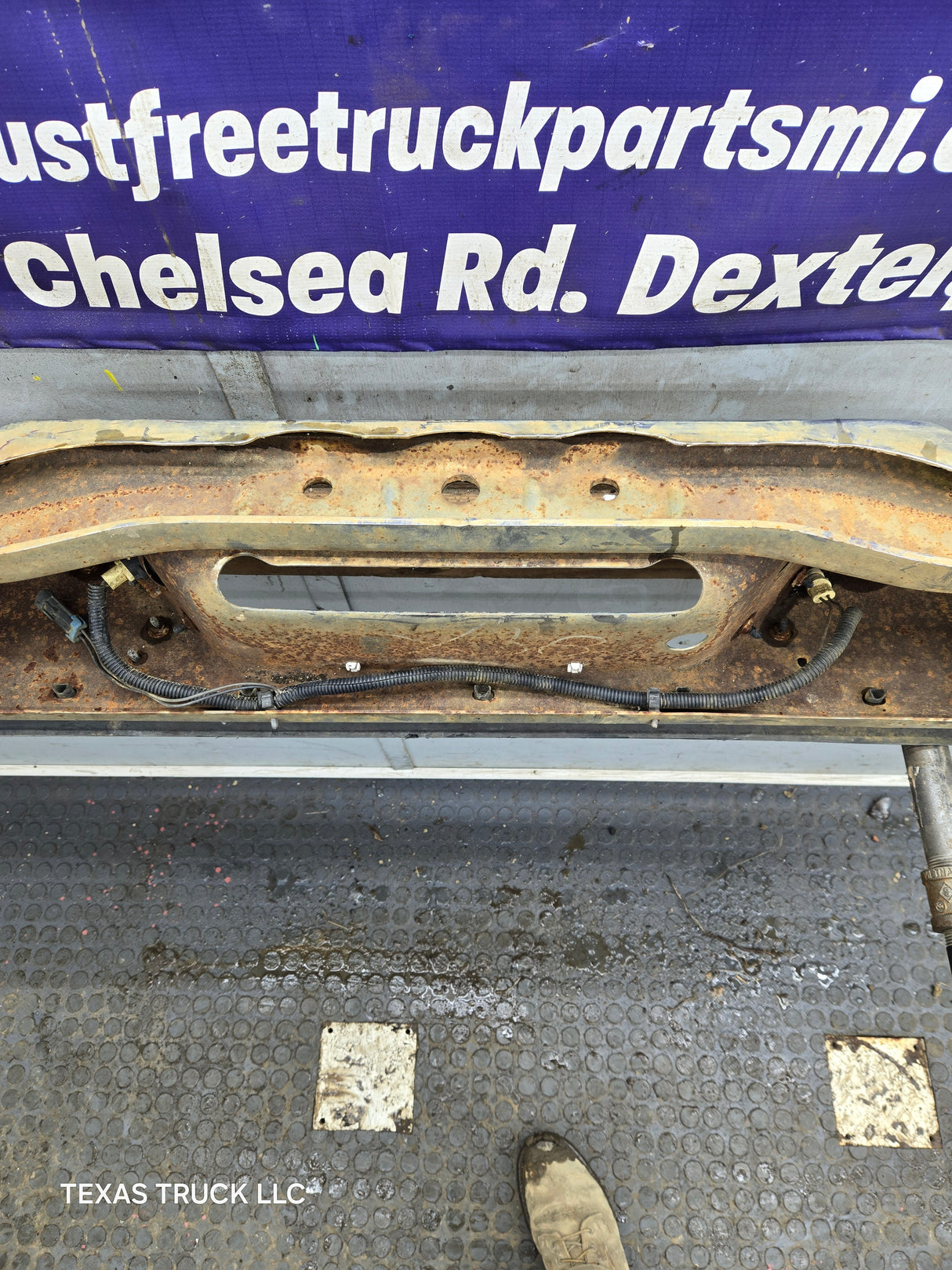 1988-1998 Chevrolet / GMC 1500 2500 3500 Rear Bumper