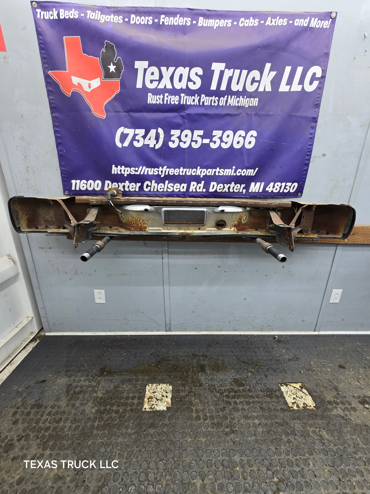 1999-2007 Chevrolet Silverado / GMC Sierra 1500 Rear Bumper