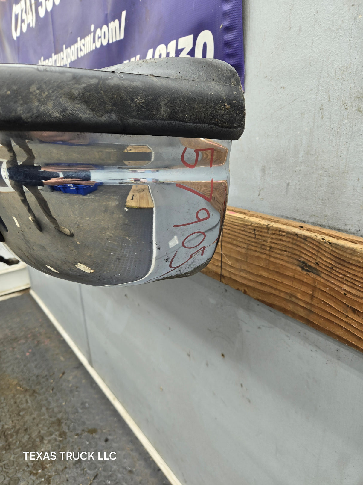 1999-2007 Ford Super Duty F250 F350 F450 F550 Rear Bumper