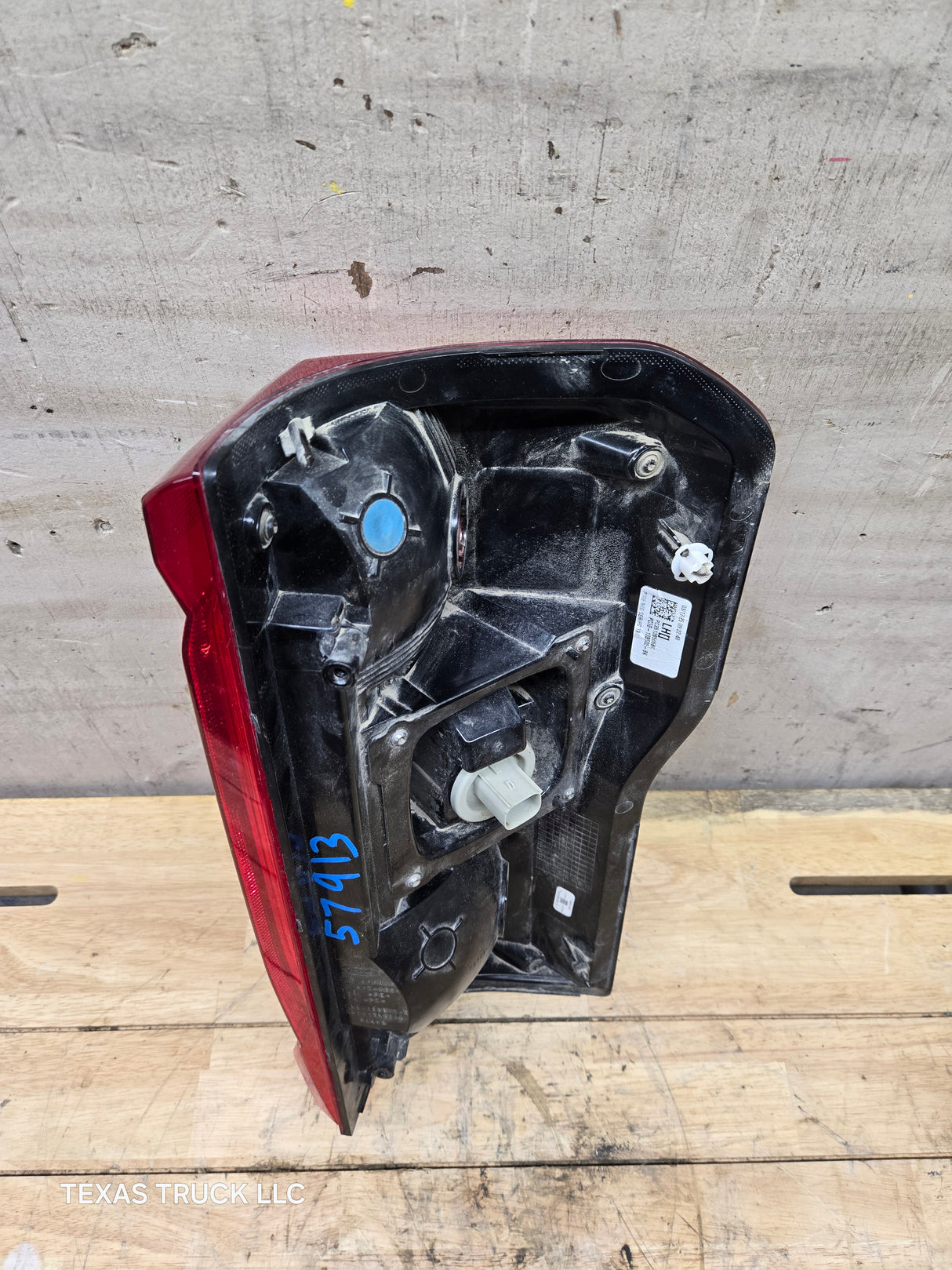 2023-2026 Ford Super Duty F250 F350 F450 LH Driver Side Incandescent Tail Light With Bliss PC3B-13B505-BK