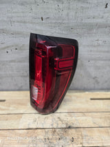2019-2022 GMC Sierra 1500 RH Passenger Side Tail Light 84760018
