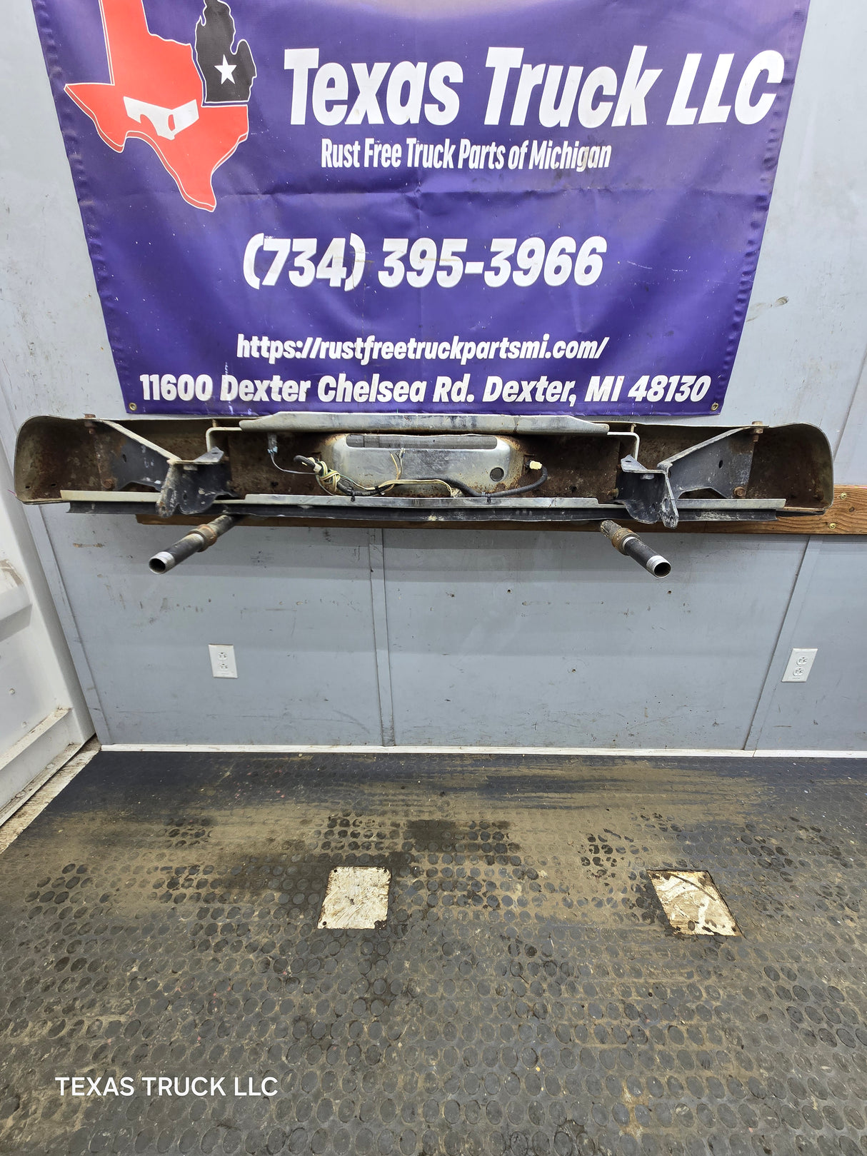 1988-1998 Chevrolet / GMC 1500 2500 3500 Rear Bumper
