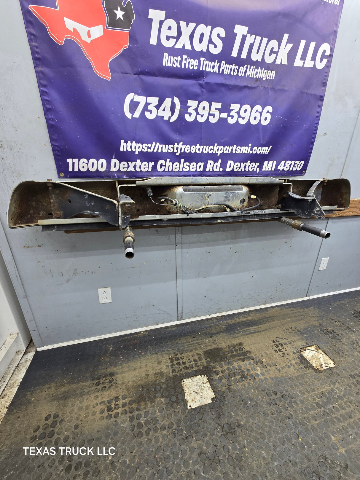 1988-1998 Chevrolet / GMC 1500 2500 3500 Rear Bumper