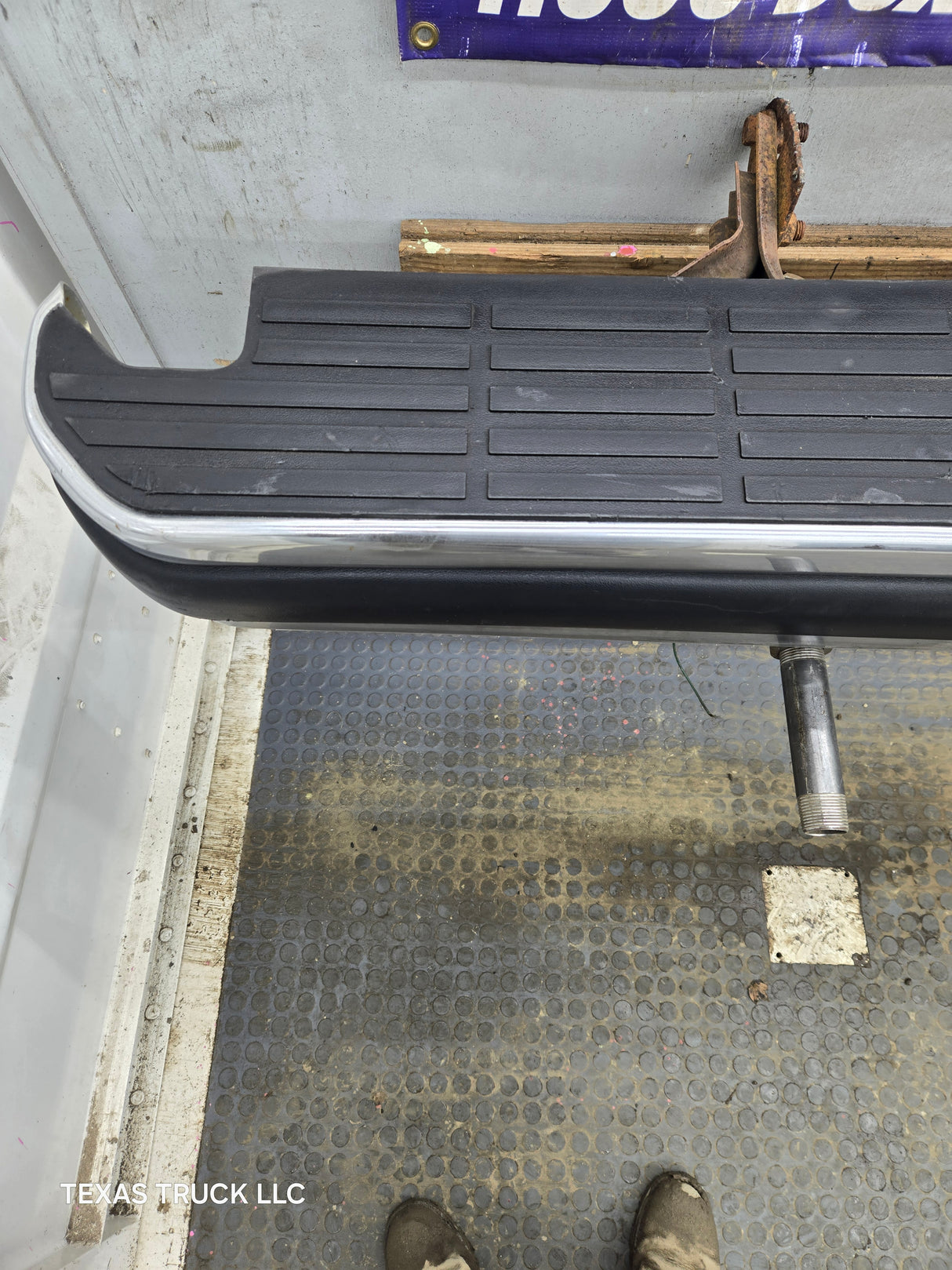 1980-1997 Ford F100 F150 F250 F350 Rear Bumper
